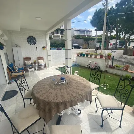 Villa Cesme' Ayayorgiye 5 Dakika Uzaklikta Çeşme