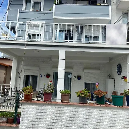 Cesme' Ayayorgiye 5 Dakika Uzaklikta Villa